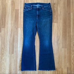 “The Weekender Fray” MOTHER Jeans